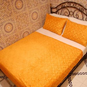 Habitación Económica con Cama King